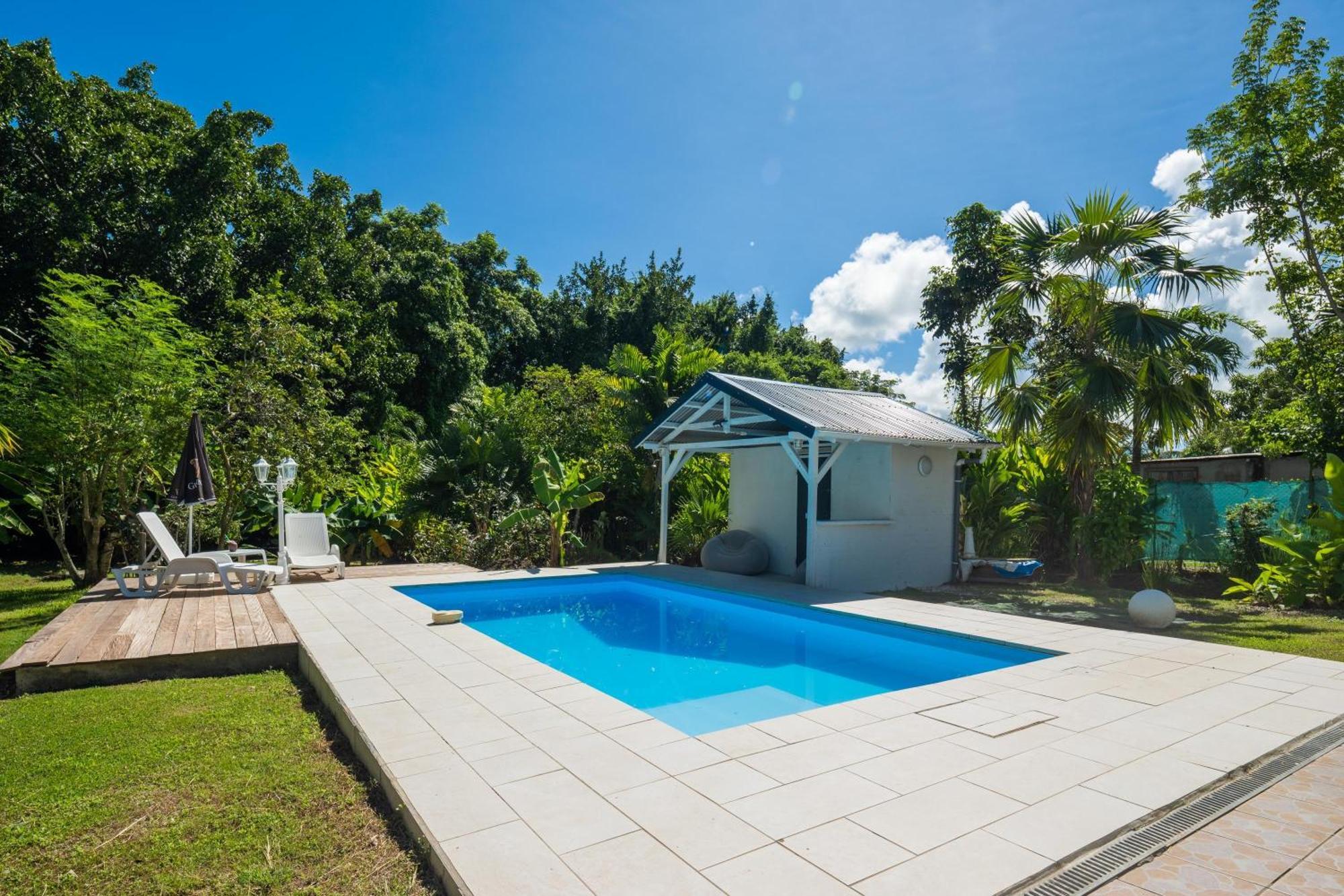 La De Neron - Maison Avec Jardin Et Piscine Hébergement de vacances